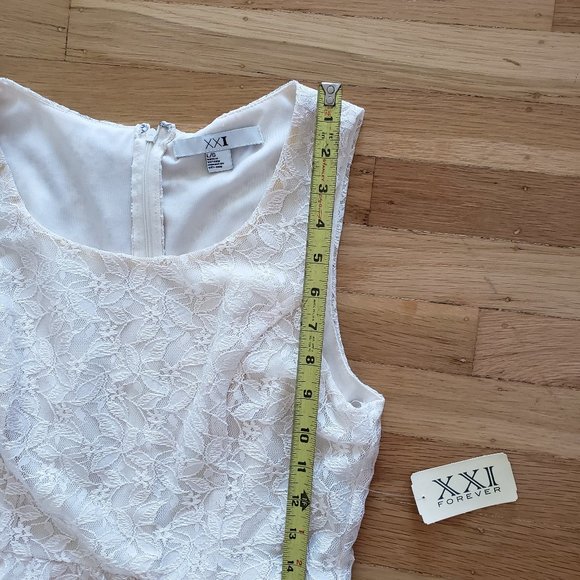 Forever 21 Cream Dress Lace cocktail NWT Size L - Picture 10 of 10